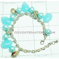 KBKTKNF13 Lovely Glass Beads and Charm Bracelet