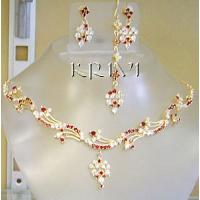 KNKRKT028 Victorian Style Necklace Set With Tikka