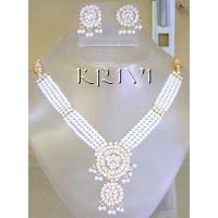KNKRKT049 CZ Diamond & Pearl Necklace Set