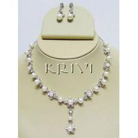 KNKRLL015 Soft Feminine Look Costume Jewelery Necklace Set